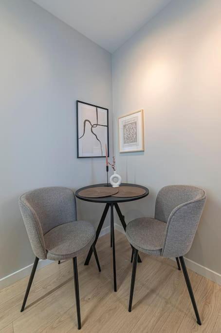 Lovely 1Bd Central Apartment By Hostlovers 카우나스 외부 사진